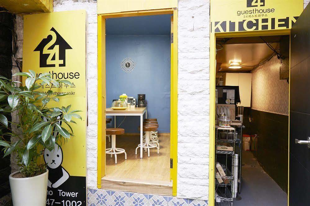 24 Guesthouse Jongno Tower Szöul Kültér fotó